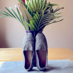 🌞TOMS BLACK MUTI COLOR SHOES 🌞